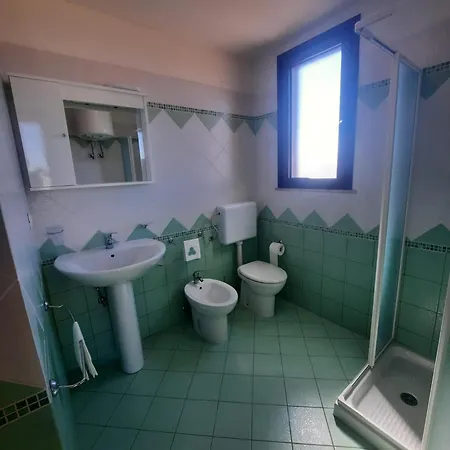 La Casa Gialla Vicino Le Spiagge Sabbiose